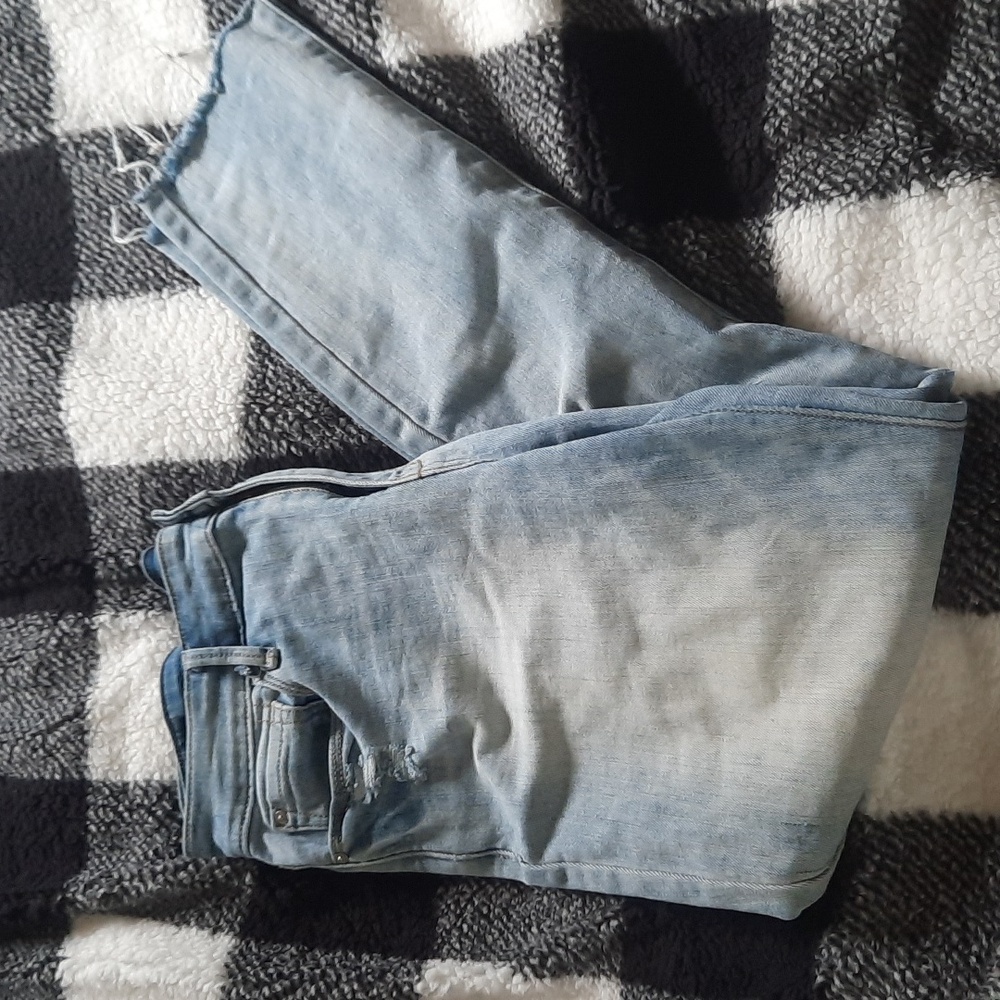 Levi's original signature distressed jeans size 8/29